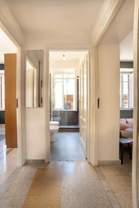 Monti Coliseum 2nd Floor 3 Bedroom Appartamento