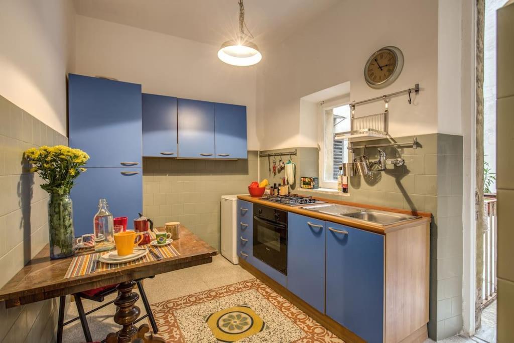 Monti Coliseum 2nd Floor 3 Bedroom Appartamento *